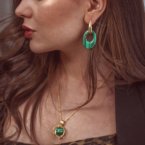 Pendientes malaquita plata recubierto oro 18kt...