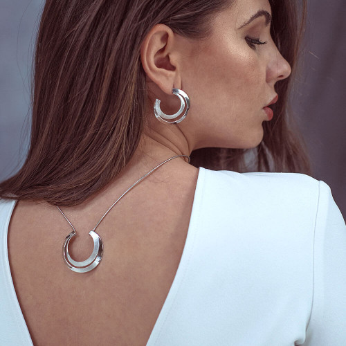Collar plata K00569P rodiada media luna