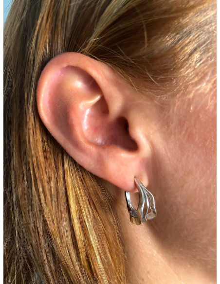 Aro K0026E pequeño triple de plata rodiada coleccion ondas