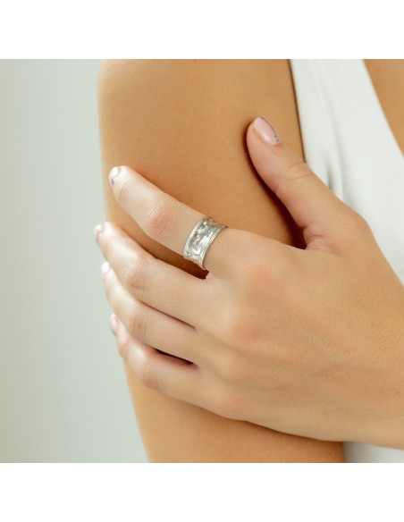 Anillo de plata rodiado coleccion natura K00679R