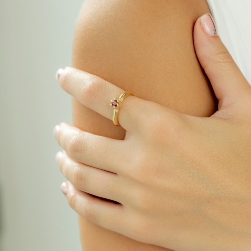 Anillo solitario recubierto oro piedra granate...